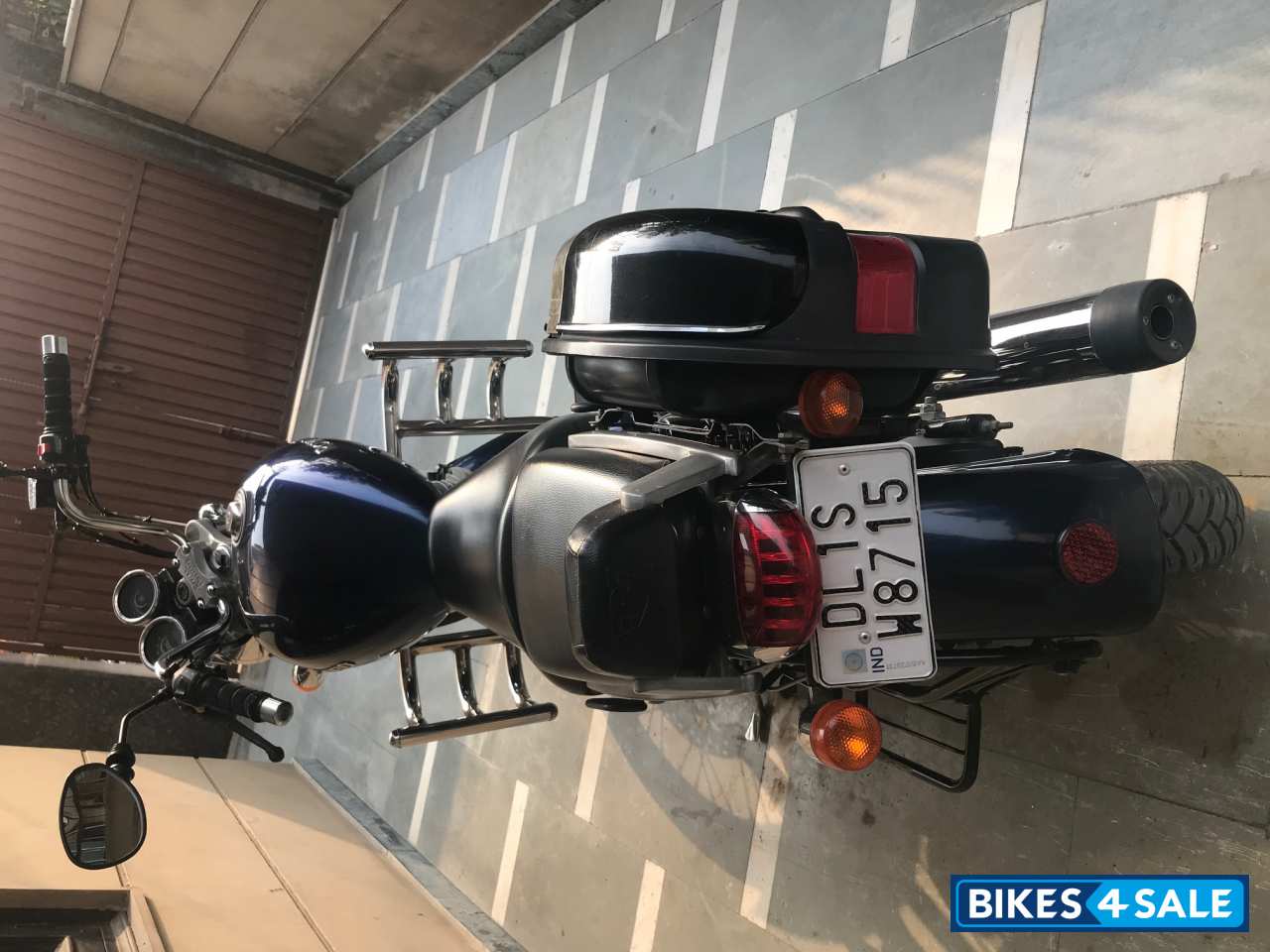 Blue Royal Enfield Thunderbird TwinSpark 350