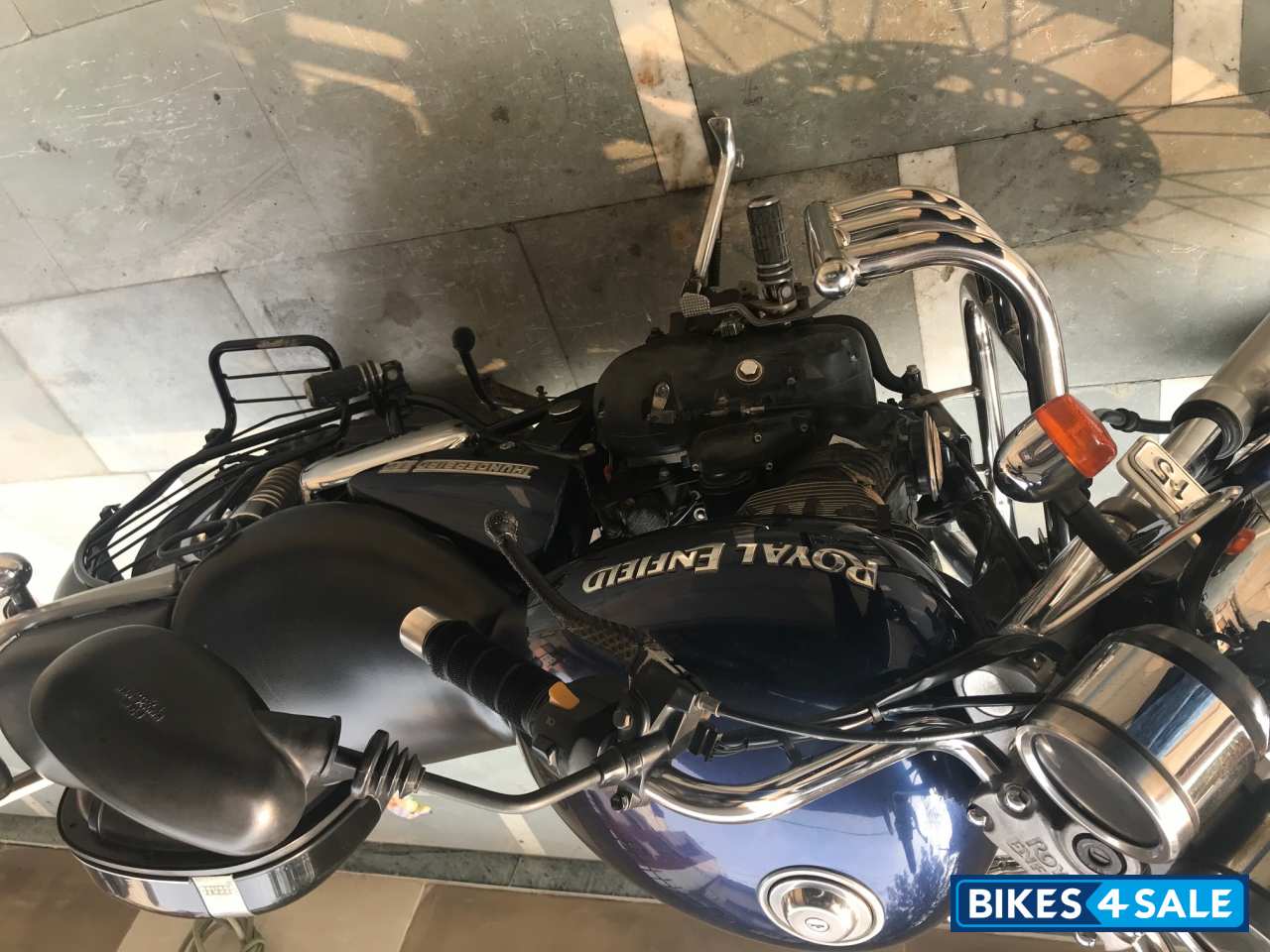 Blue Royal Enfield Thunderbird TwinSpark 350 Blue Royal Enfield Thunderbird TwinSpark 350