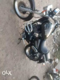 Lightening Royal Enfield Thunderbird TwinSpark 350
