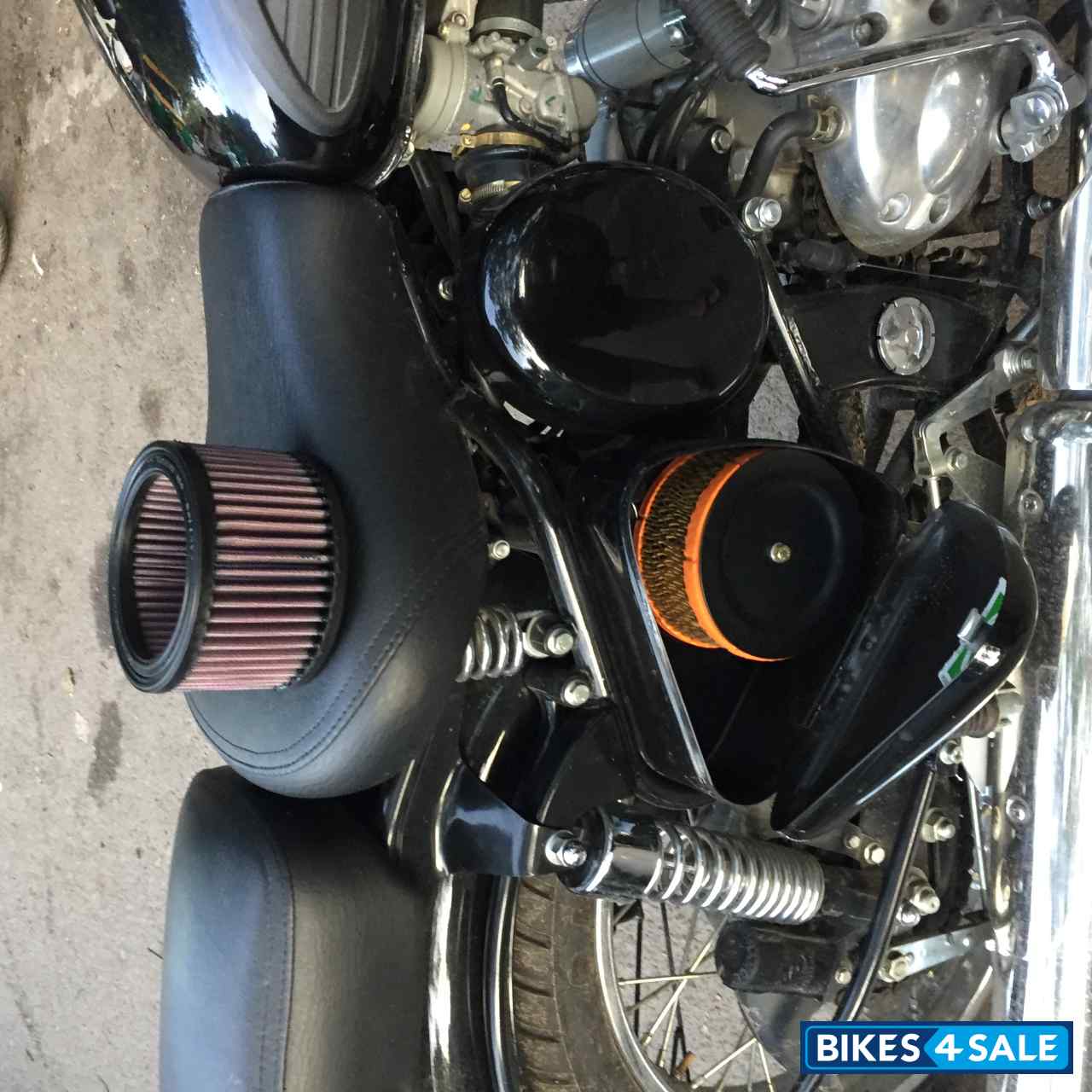 Black Royal Enfield Classic 350 Black Royal Enfield Classic 350