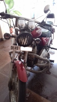 Royal Enfield Thunderbird