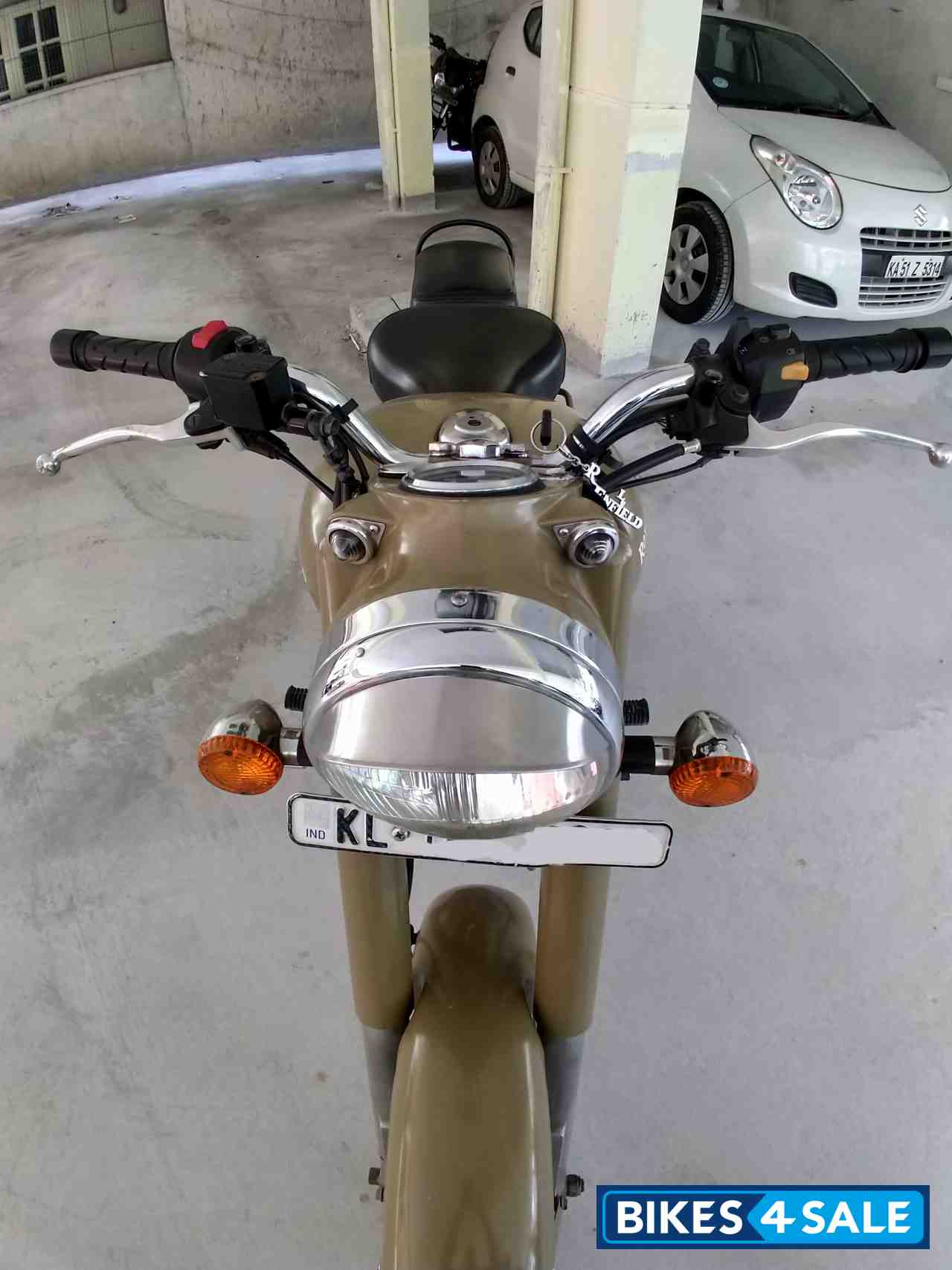 Desert Brown Royal Enfield Classic Desert Storm