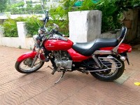 Bajaj Avenger 220 DTS-i