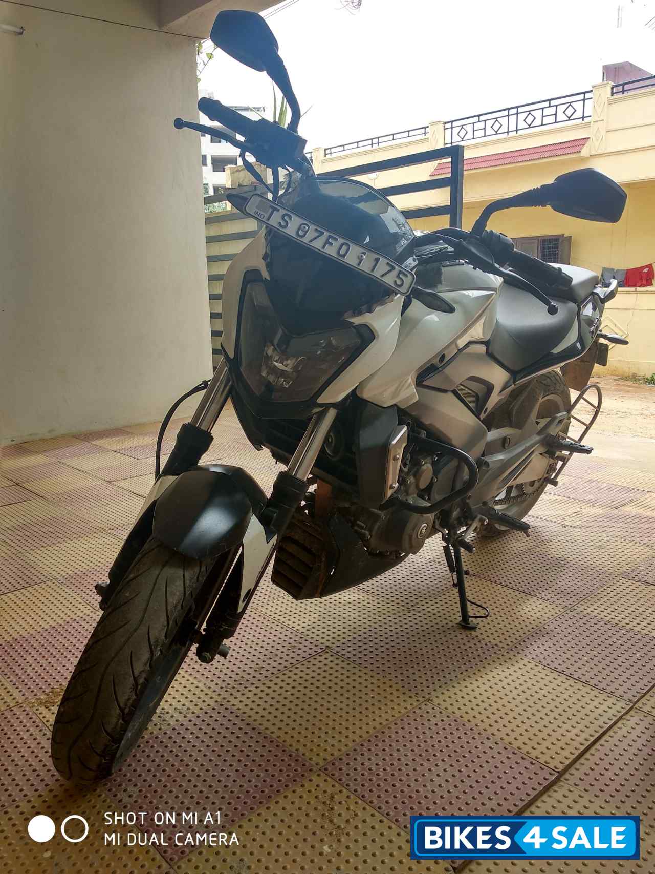 Bajaj Dominar 400 Disc