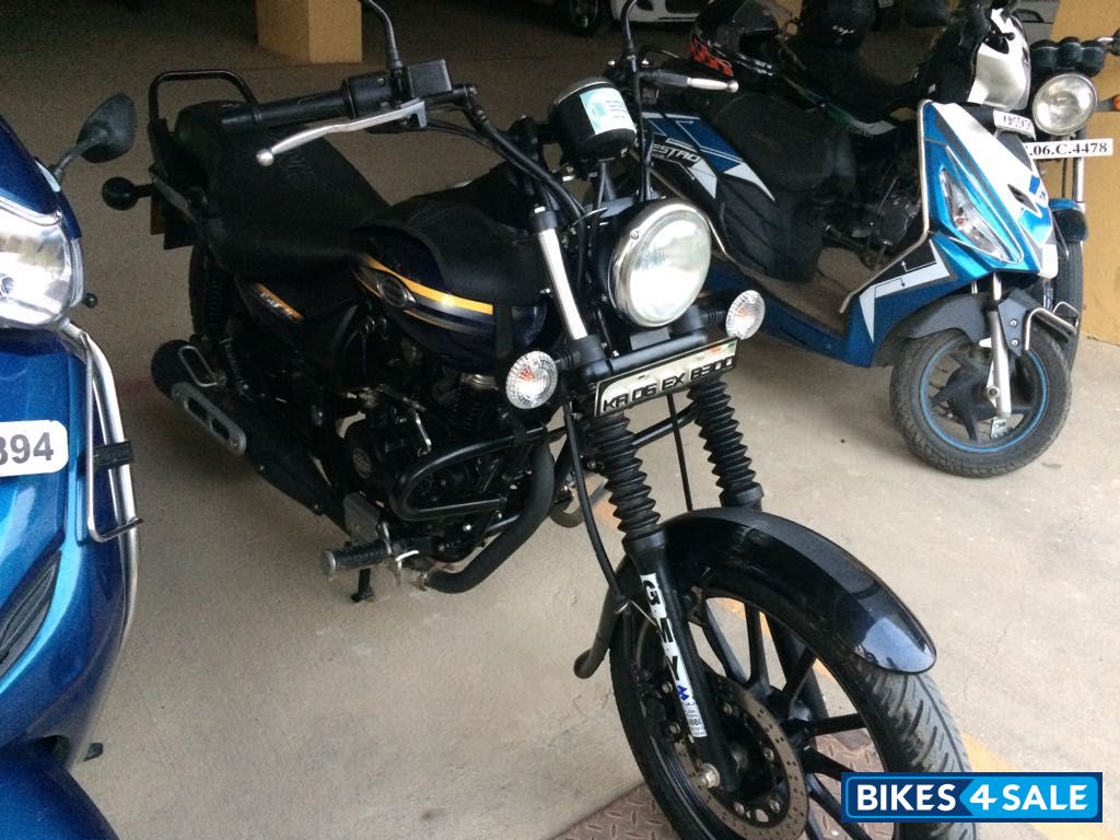 Blue Bajaj Avenger Street 150 Blue Bajaj Avenger Street 150