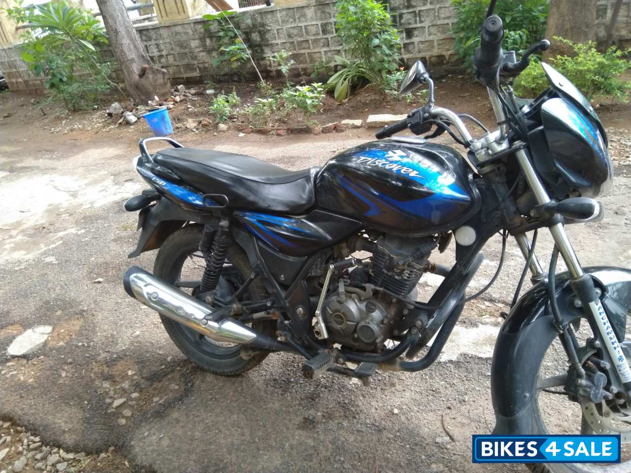 Black Decal Blue Bajaj Discover DTSi 150