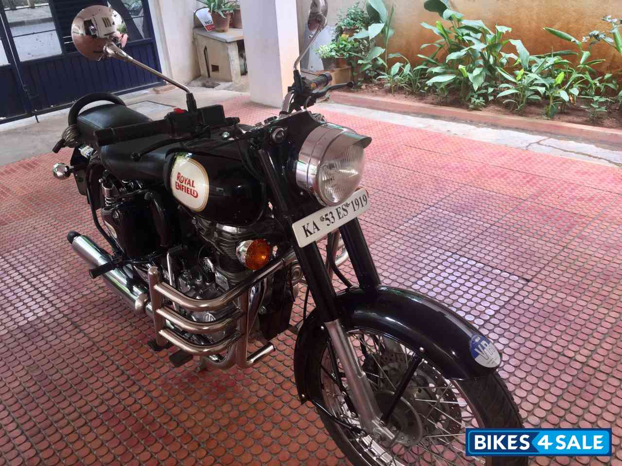 Royal Enfield Classic 350 Royal Enfield Classic 350
