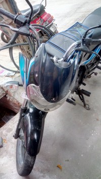 Blue Bajaj Discover 100 DTS-Si