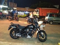 Bajaj Avenger 180 DTS-i