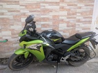 Candy Palm Green Honda CBR 150R