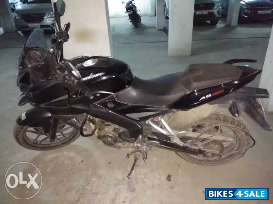 Black Bajaj Pulsar AS 200
