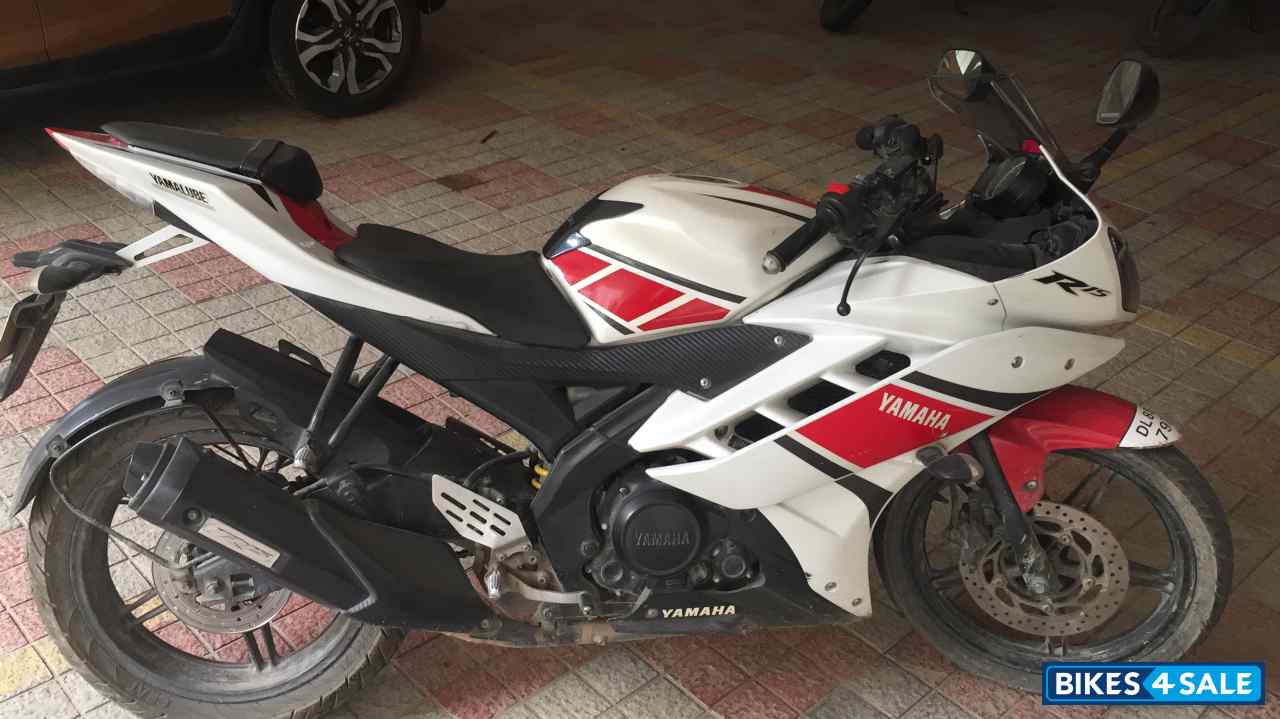 Red And White Yamaha YZF R15 V2