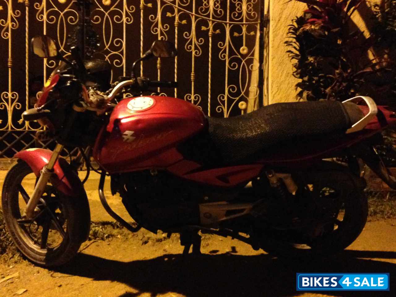 Bajaj Pulsar 180 DTSi Bajaj Pulsar 180 DTSi