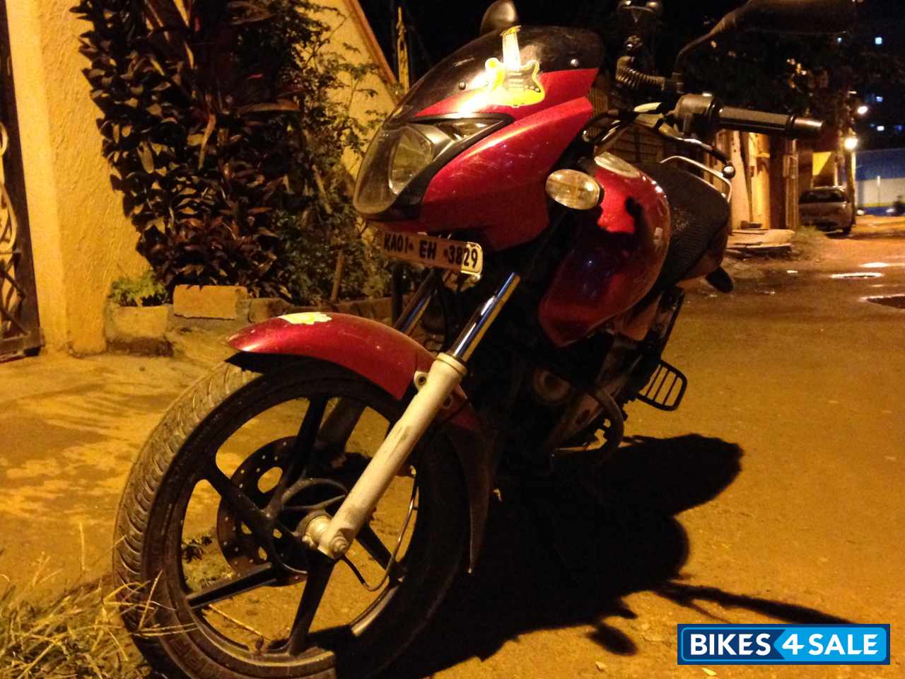Bajaj Pulsar 180 DTSi Bajaj Pulsar 180 DTSi