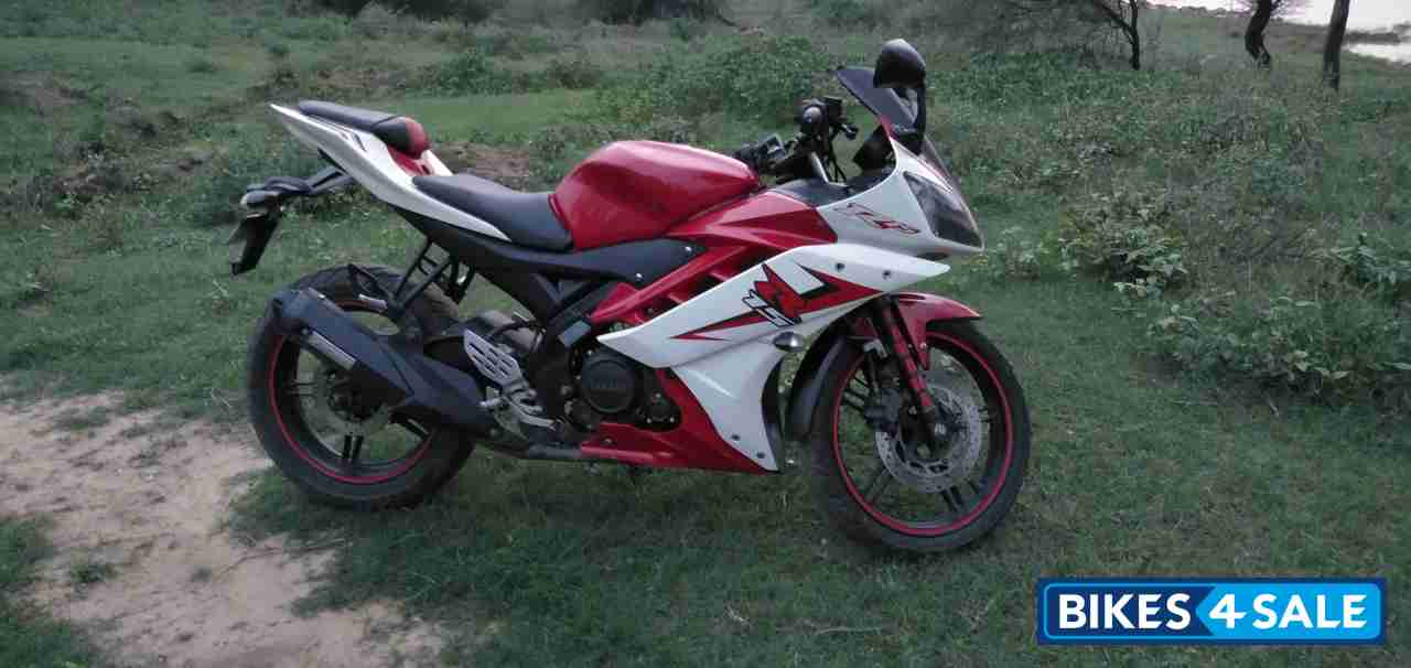 Yamaha YZF R15 V2