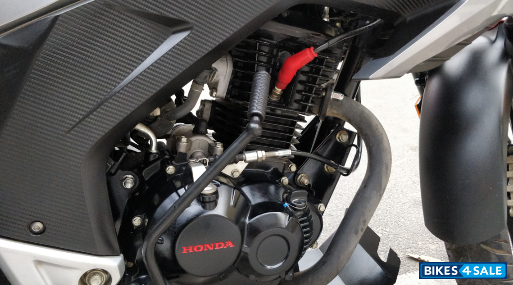 Red Honda CB Hornet 160R ABS