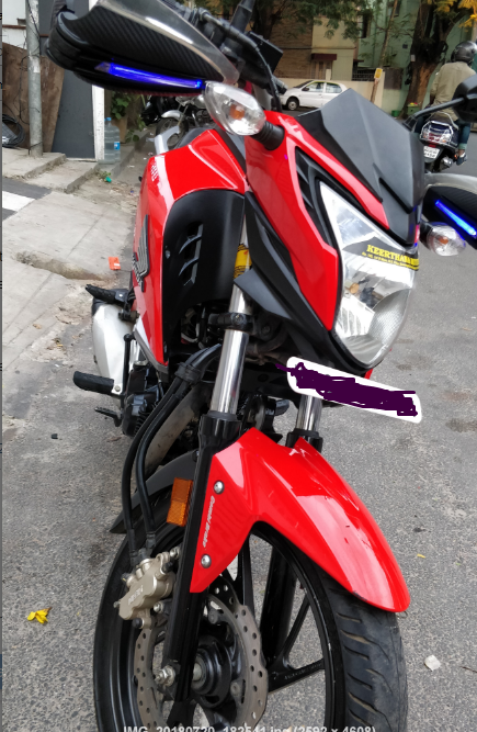 Red Honda CB Hornet 160R ABS