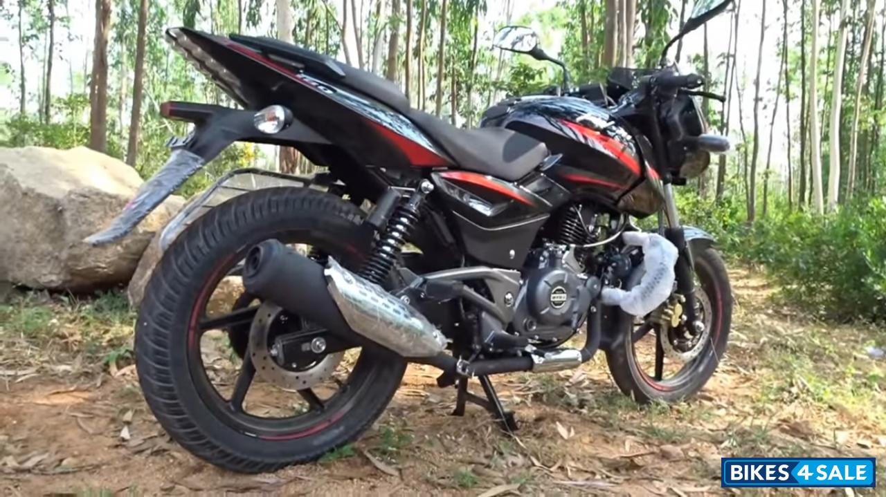 Bajaj Pulsar 150 DTSi Bajaj Pulsar 150 DTSi