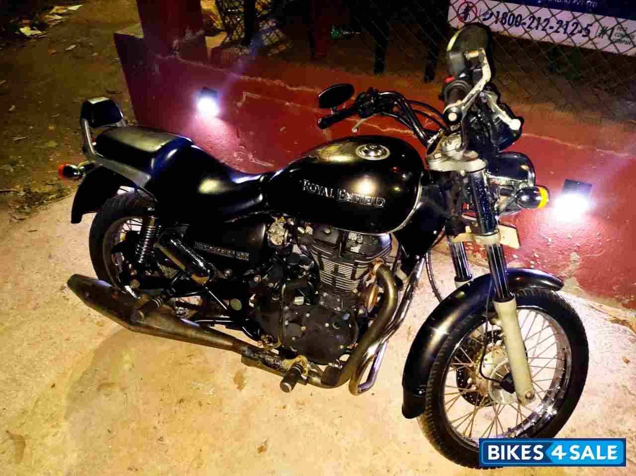 Lightning Royal Enfield Thunderbird 500