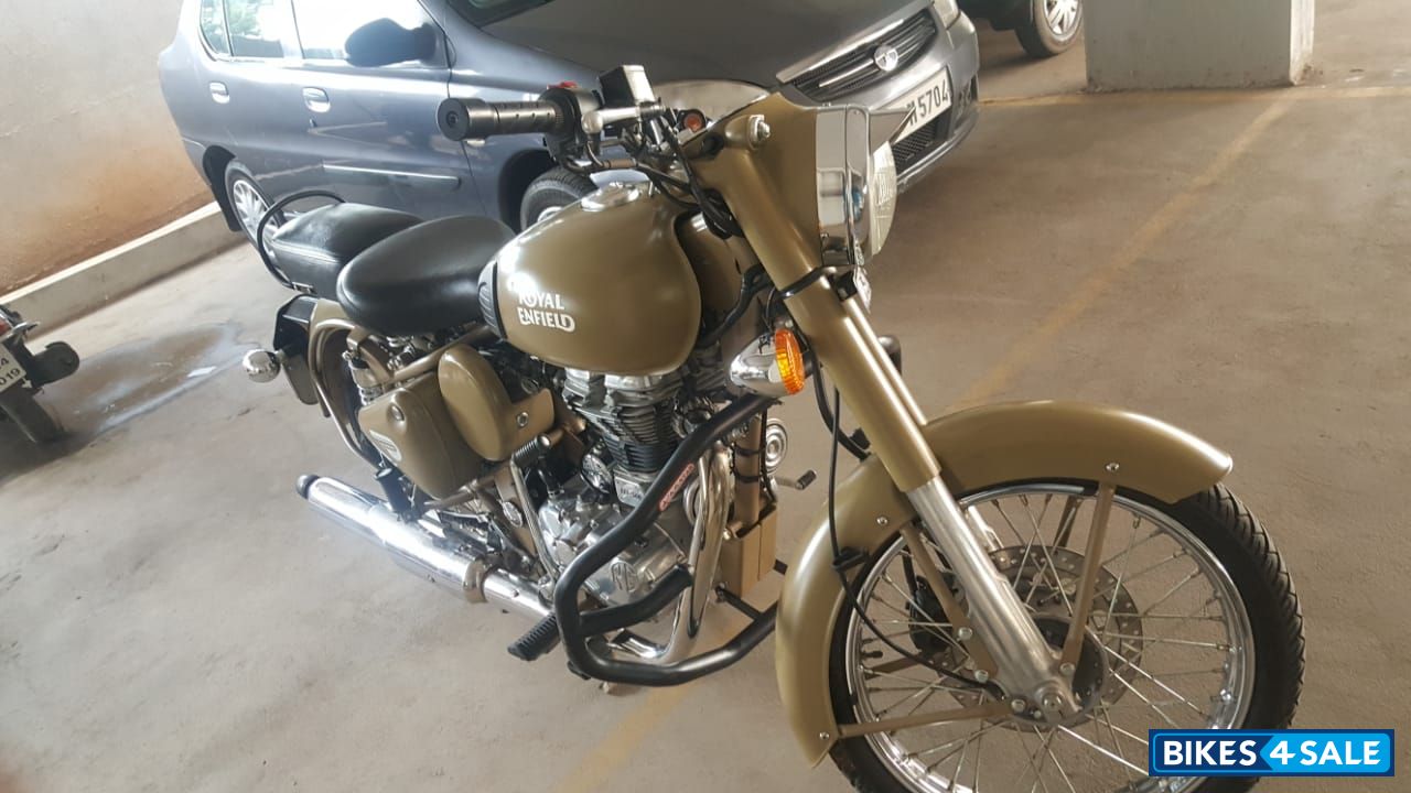 Royal Enfield Classic Desert Storm