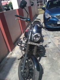 Bajaj Avenger Street 220