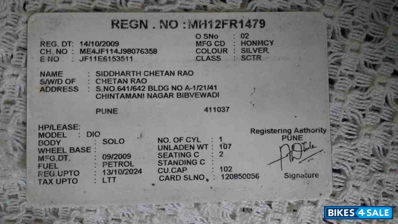 Black And Silver Honda Dio