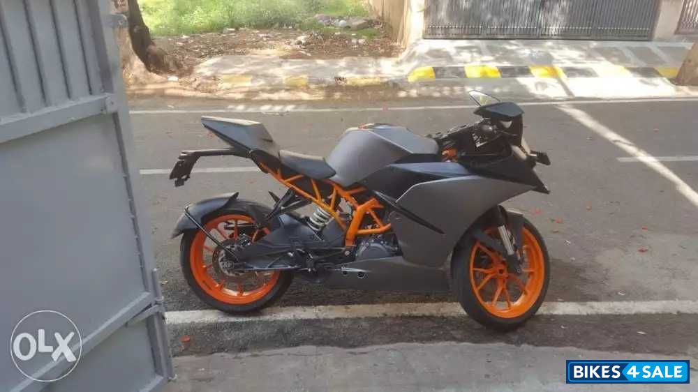 Grey Black KTM RC 390