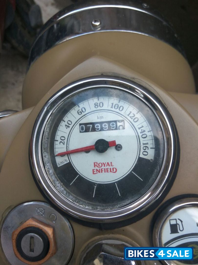 Battle Green Royal Enfield Classic 500 Battle Green Royal Enfield Classic 500