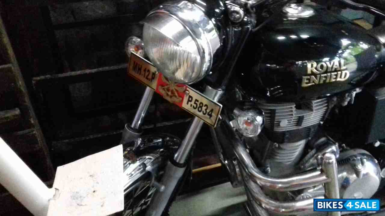 Matte Black Royal Enfield Bullet Electra Twinspark