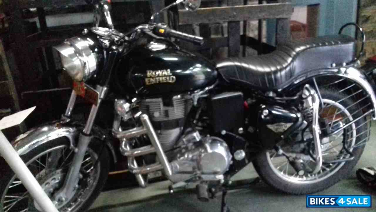Matte Black Royal Enfield Bullet Electra Twinspark