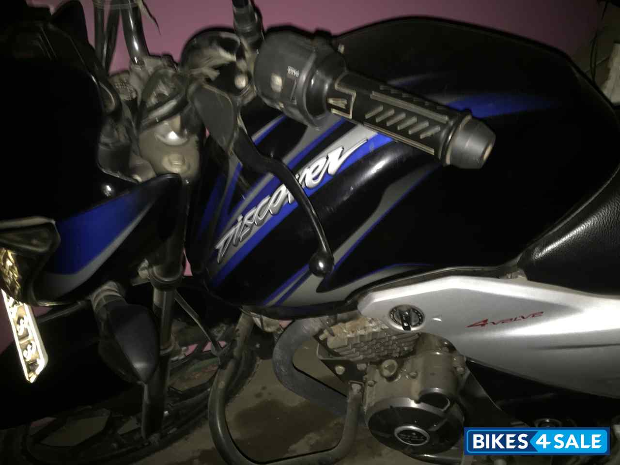 Bajaj Discover 125 ST