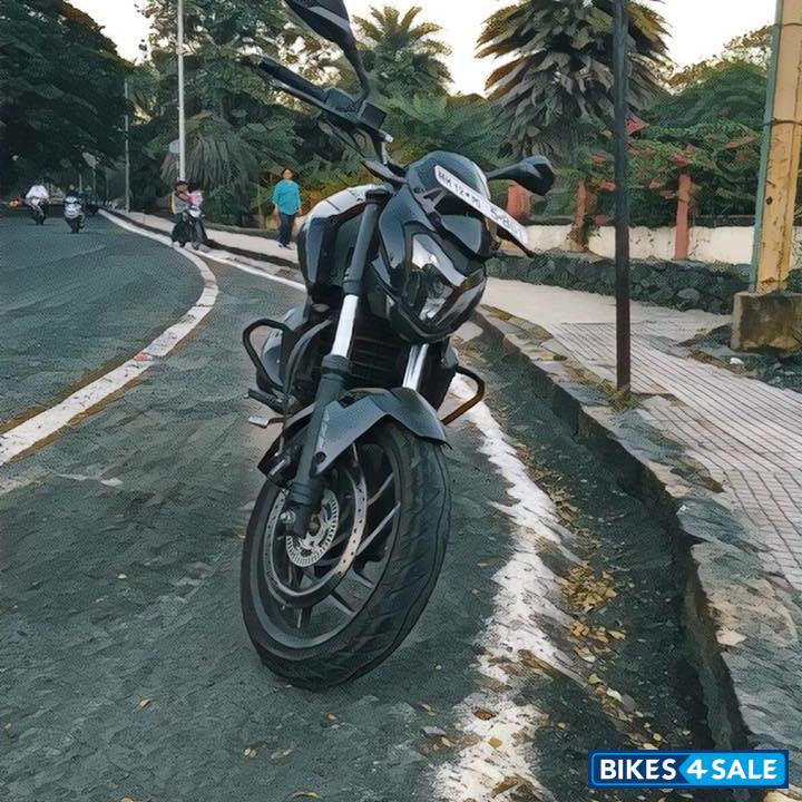 Bajaj Dominar 400 Disc