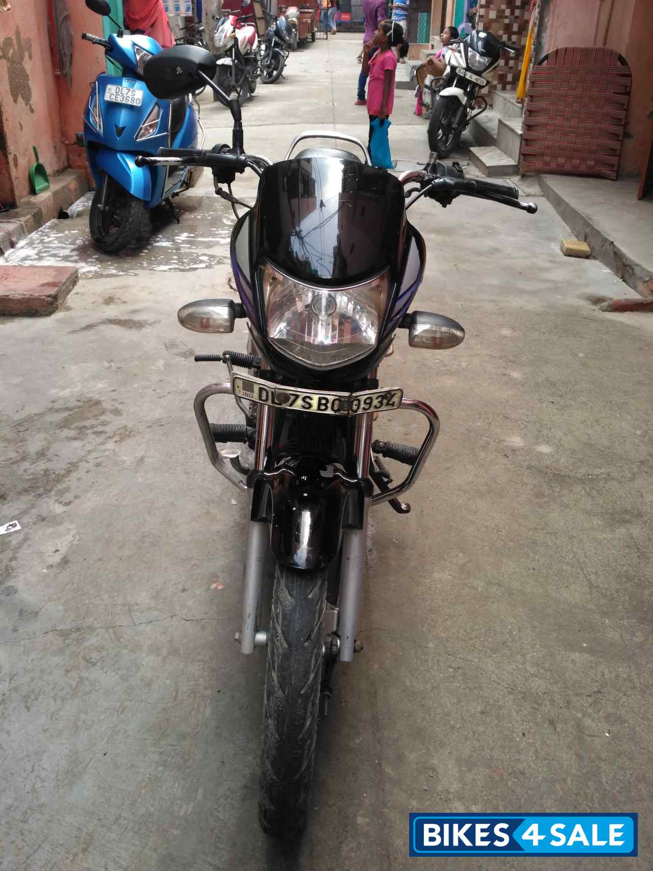 Used 2012 model Hero HF Deluxe for sale 