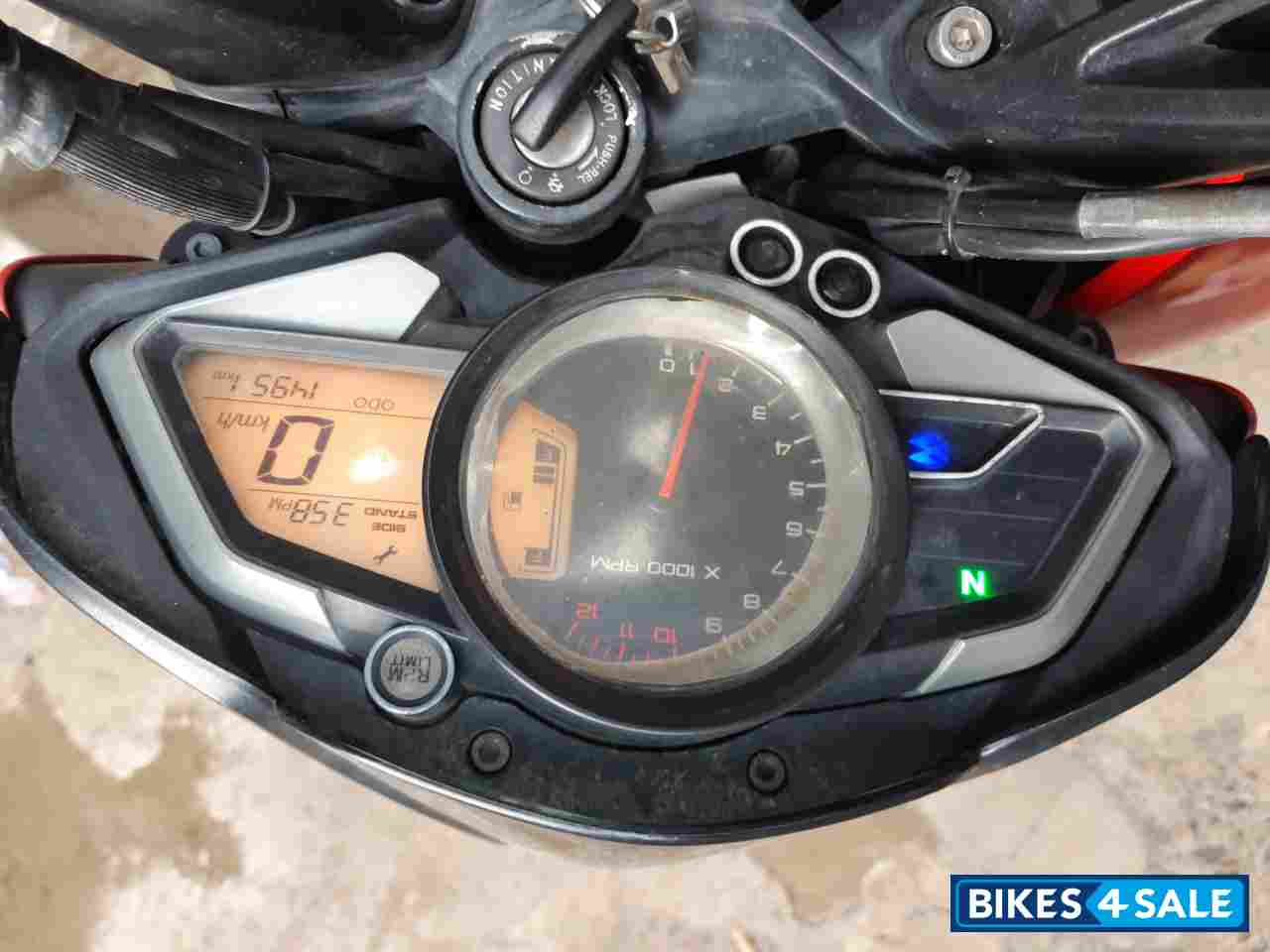 Red Black Bajaj Pulsar 200 NS