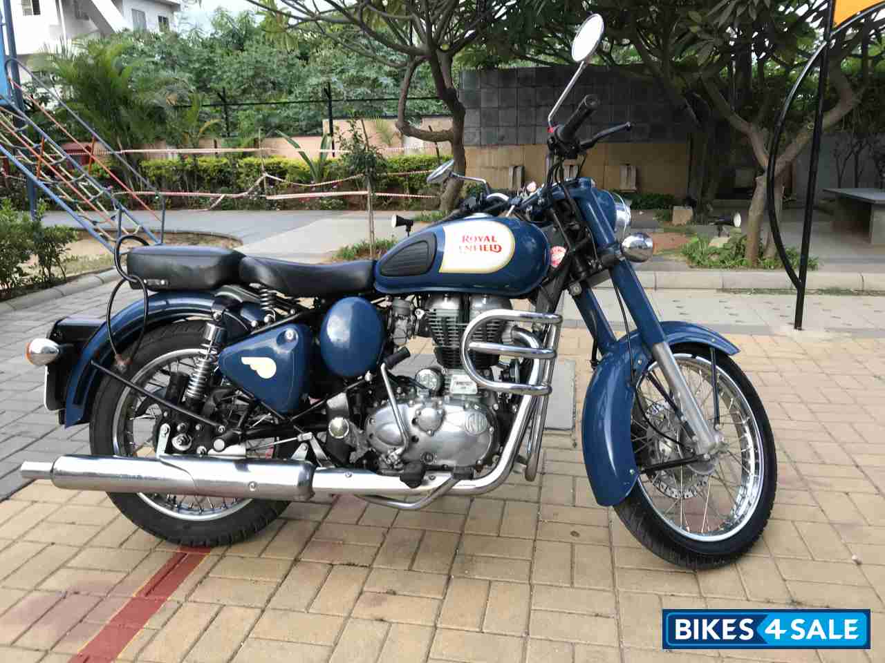 Royal Enfield Classic 350 Royal Enfield Classic 350