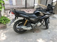 Black Honda CBF Stunner