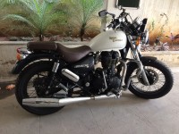 Black/ Pearl White Royal Enfield Thunderbird