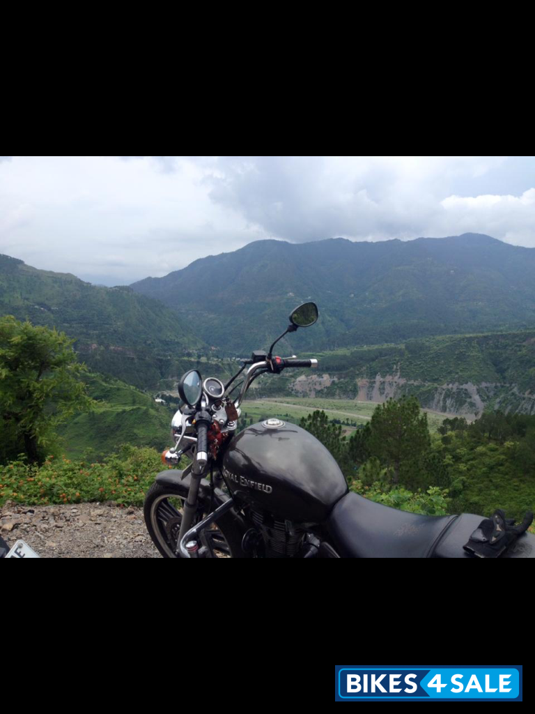 Lightning Royal Enfield Thunderbird 350