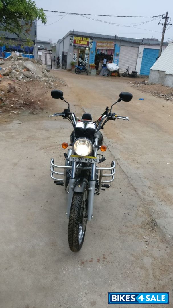 Lightning Royal Enfield Thunderbird 350