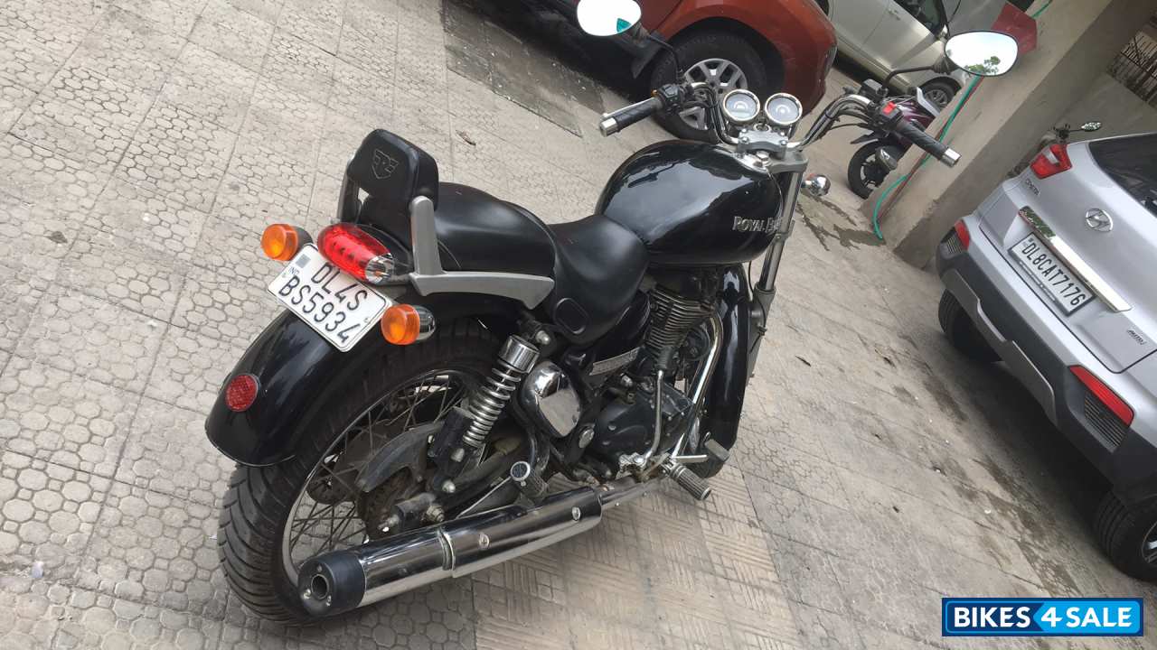 Flicker Black Royal Enfield Thunderbird 350 Flicker Black Royal Enfield Thunderbird 350