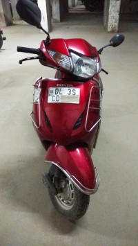 Red Honda Activa