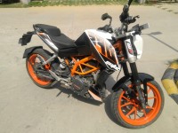 White KTM Duke 390