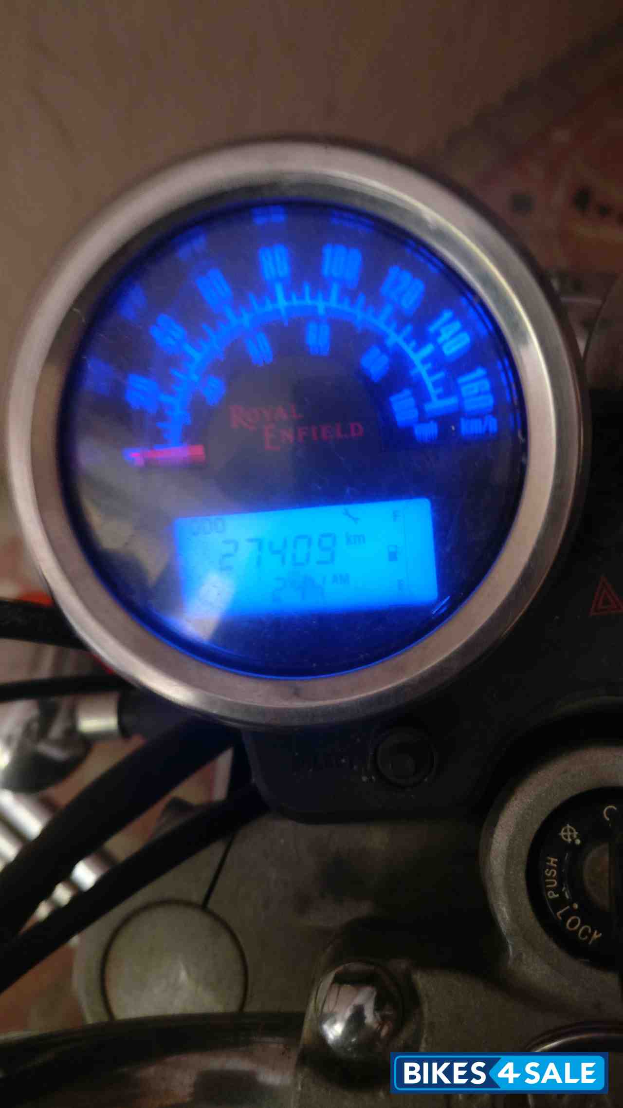 Black Royal Enfield Thunderbird 500 Black Royal Enfield Thunderbird 500