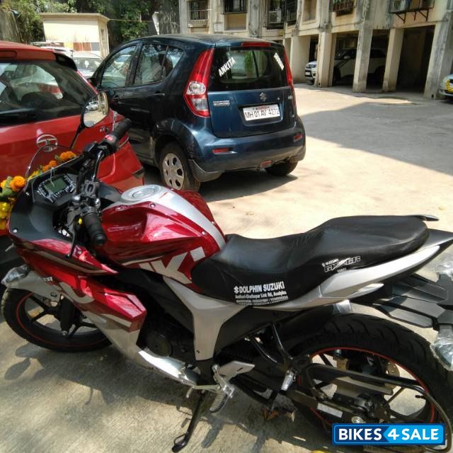 Suzuki Gixxer SF Fi