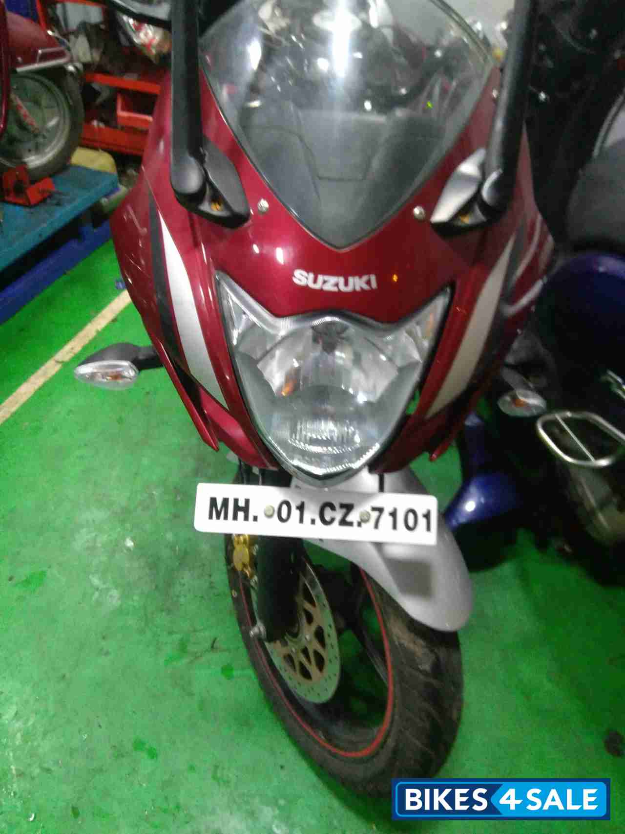 Suzuki Gixxer SF Fi