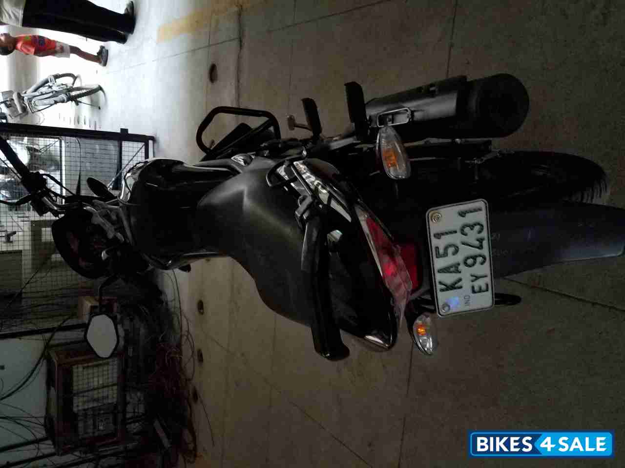 Black Honda CB Unicorn