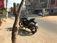Black Suzuki Gixxer SF