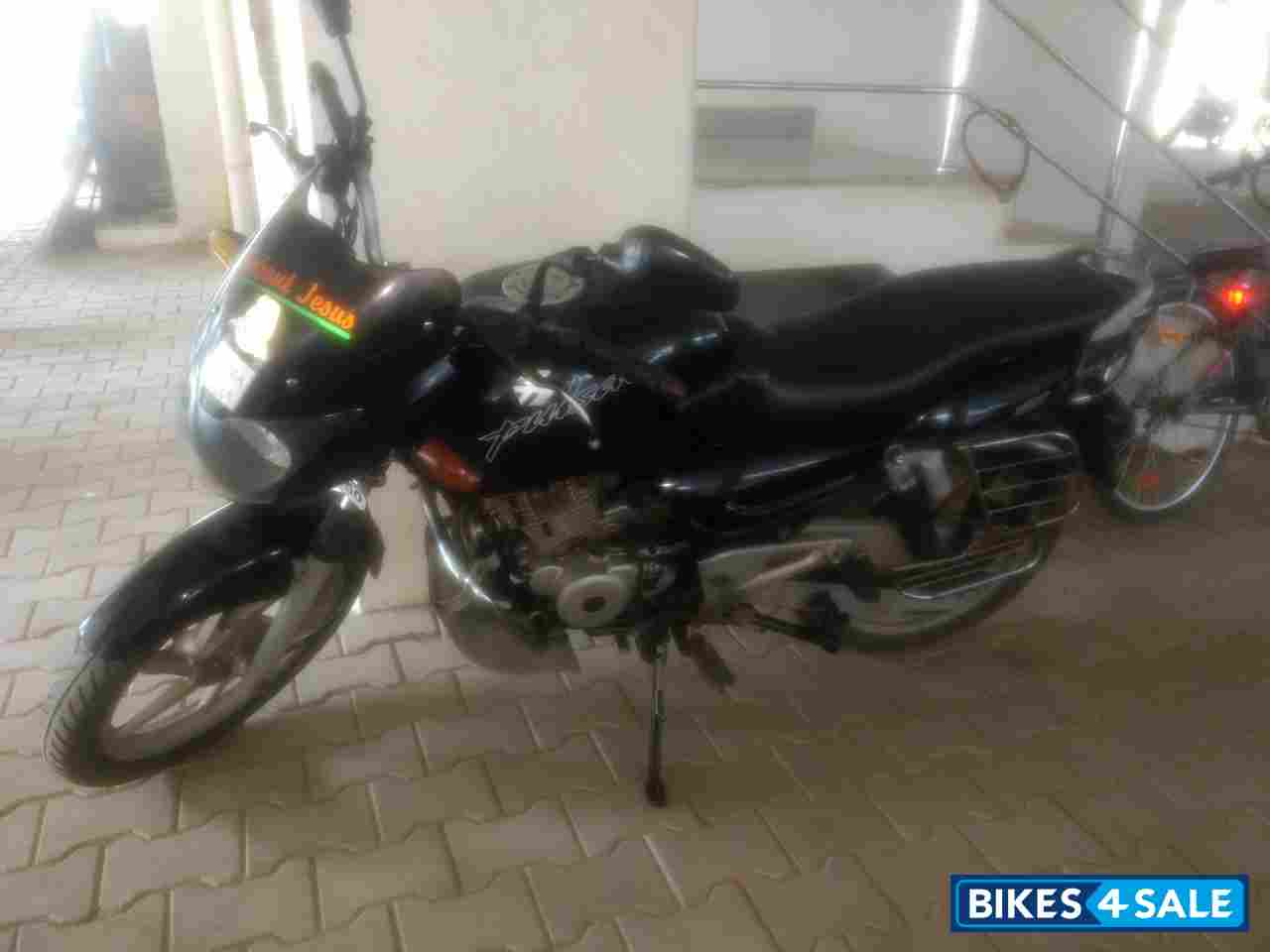 Black Bajaj Pulsar 150 DTSi
