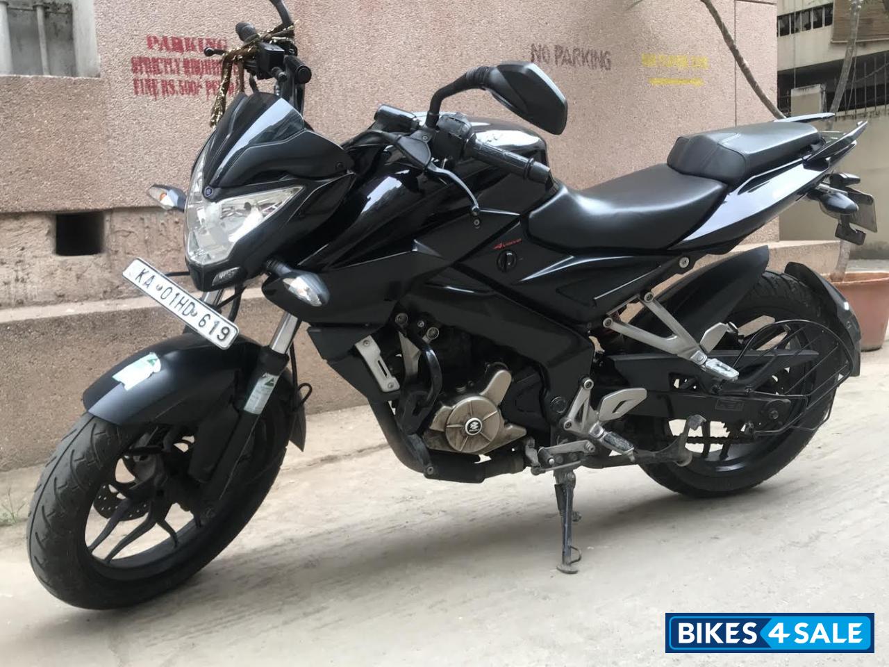Bajaj Pulsar 200 NS