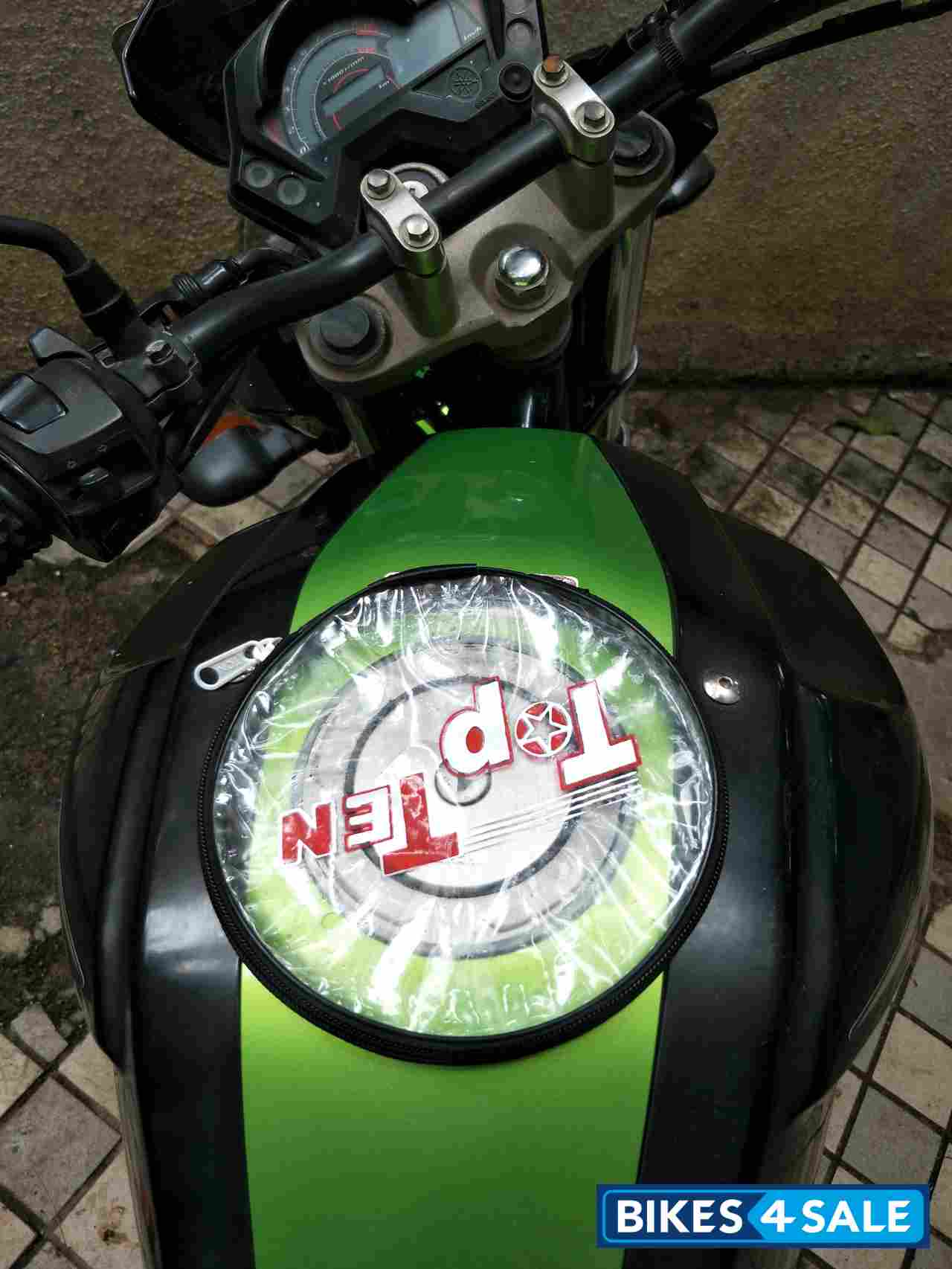 Black Nd Green Yamaha FZ-S